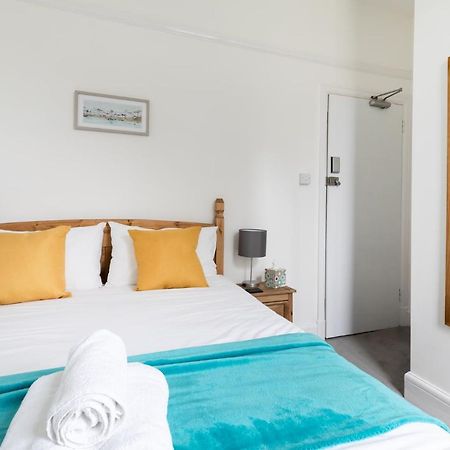 Oasis House 호텔 팰머스 외부 사진