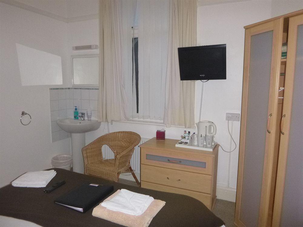 Oasis House 호텔 팰머스 외부 사진