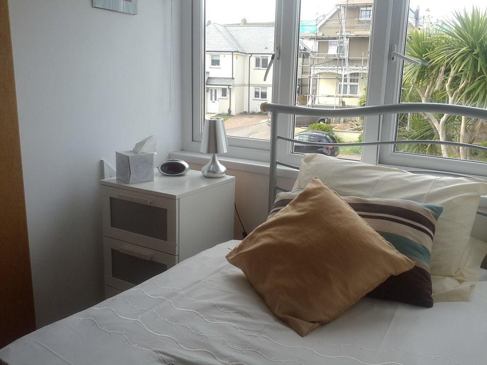 Oasis House 호텔 팰머스 외부 사진