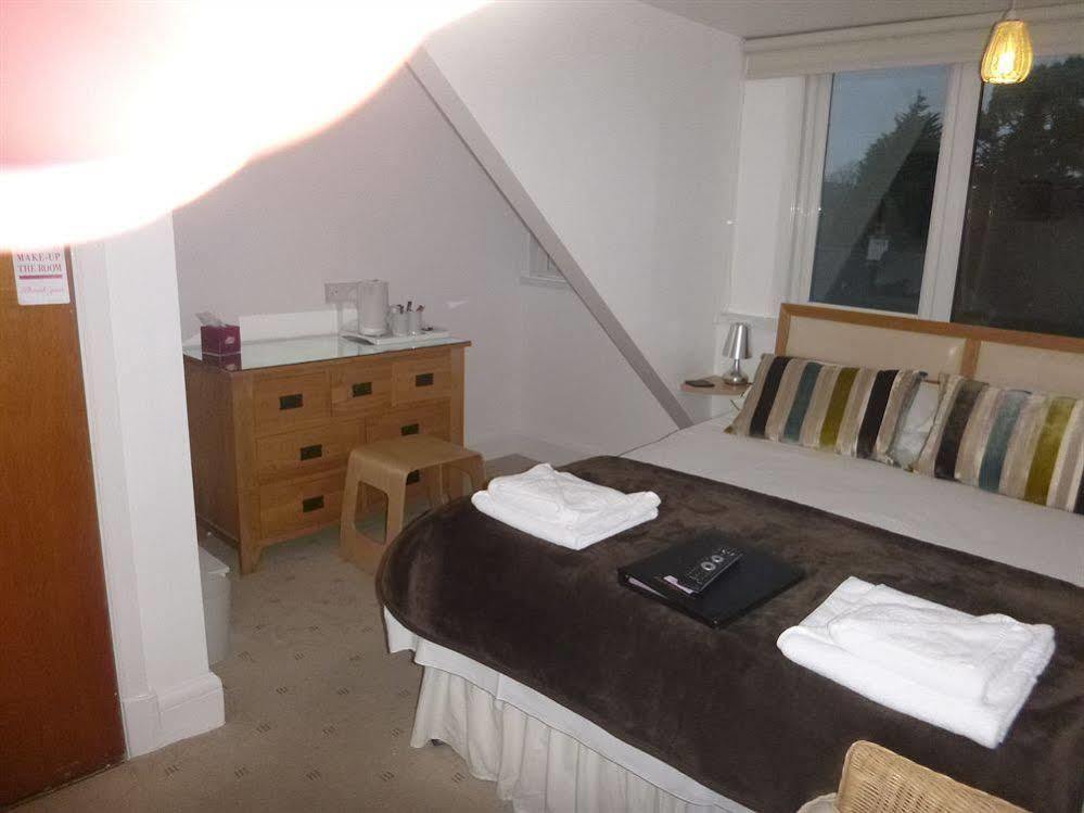 Oasis House 호텔 팰머스 외부 사진