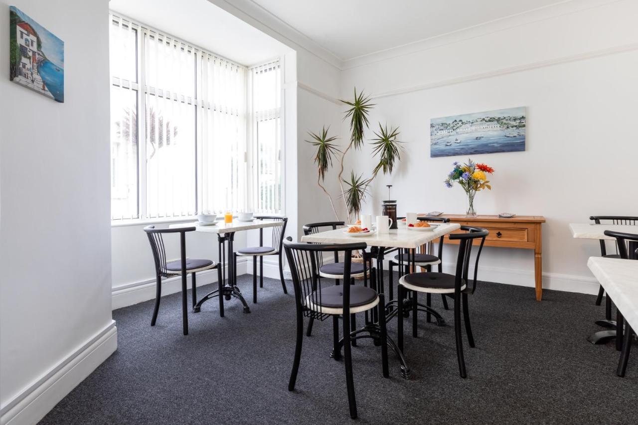 Oasis House 호텔 팰머스 외부 사진